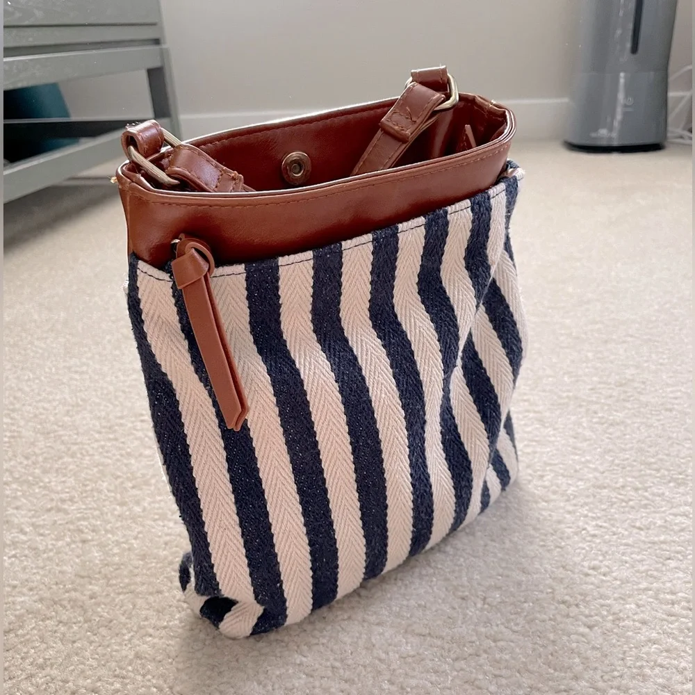 Francesca’s Small Crossbody Bag (Striped Canvas)